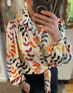 Load image into Gallery viewer, Tie Waist Silk Mix Shirt
